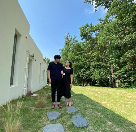 Номер Стандарт Вид на Горы, Awesomeday Couple Poolvilla