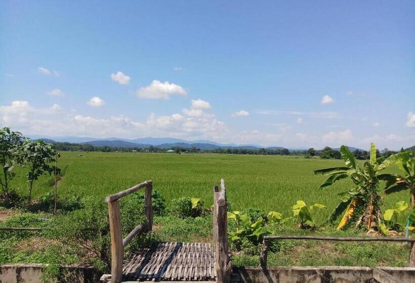 スタンダードルーム, เฮือนริมทุ่งมีแสน