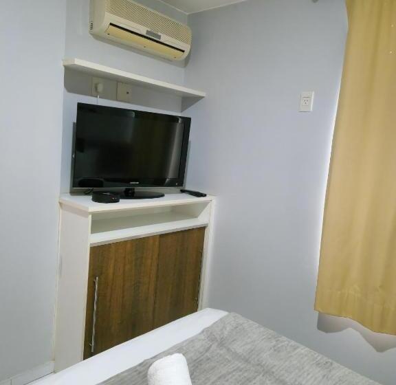 Четырехместный Номер Стандарт с Балконом, Aconchegante Flat Part Premier