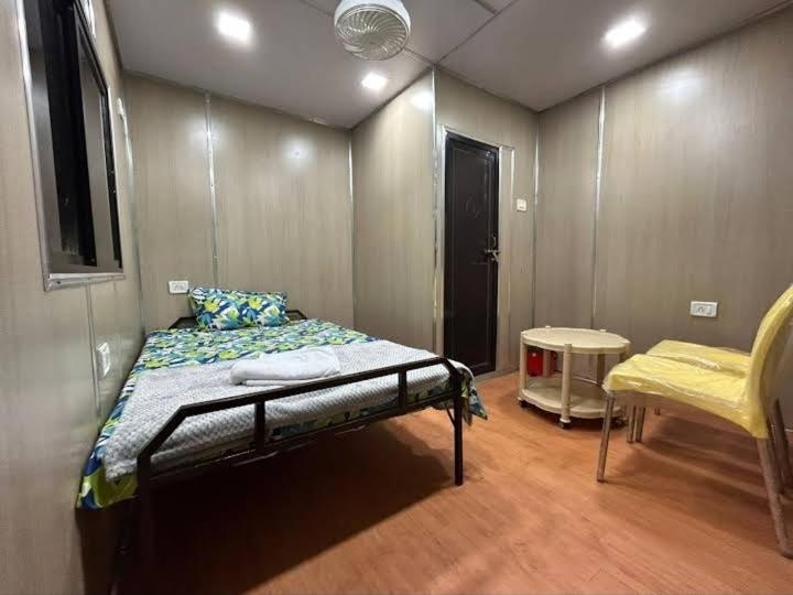 Номер Стандарт, Countries Container Resort