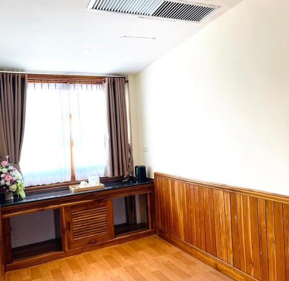 수피리어 트리플 룸, Kum Chan House