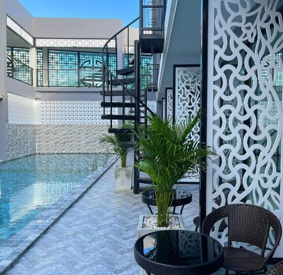 スーペリアールーム, Chanakarn Pool Access Rawai