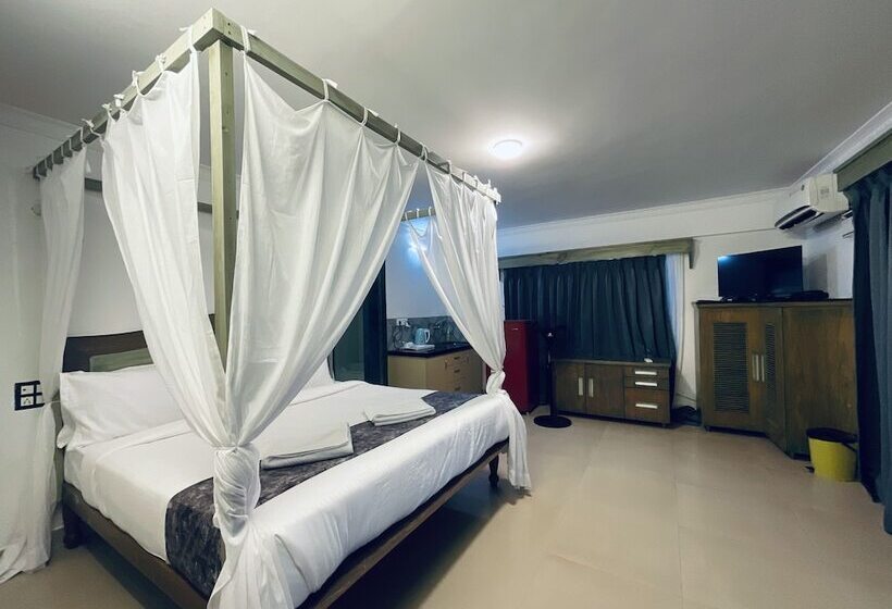 디럭스 룸, Nagas Hotel Satyavati Morjim