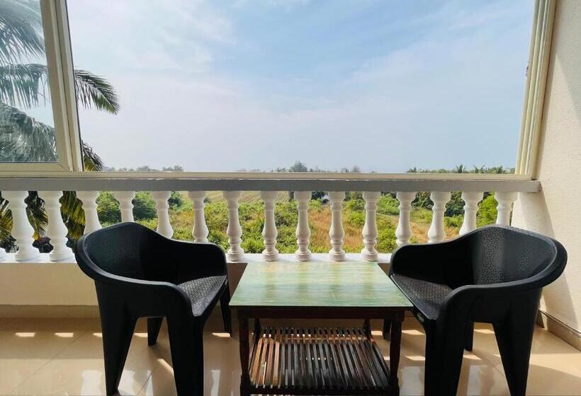 Quarto Deluxe, Nagas Hotel Satyavati Morjim