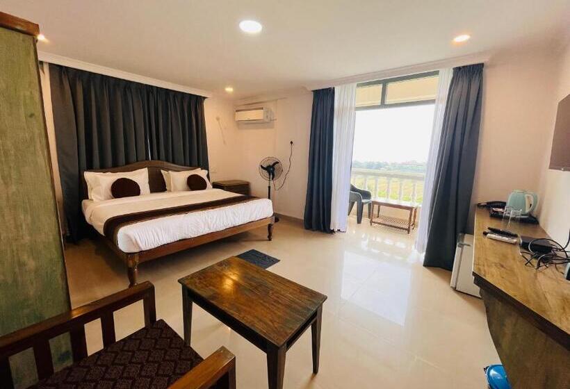 Номер Deluxe, Nagas Hotel Satyavati Morjim