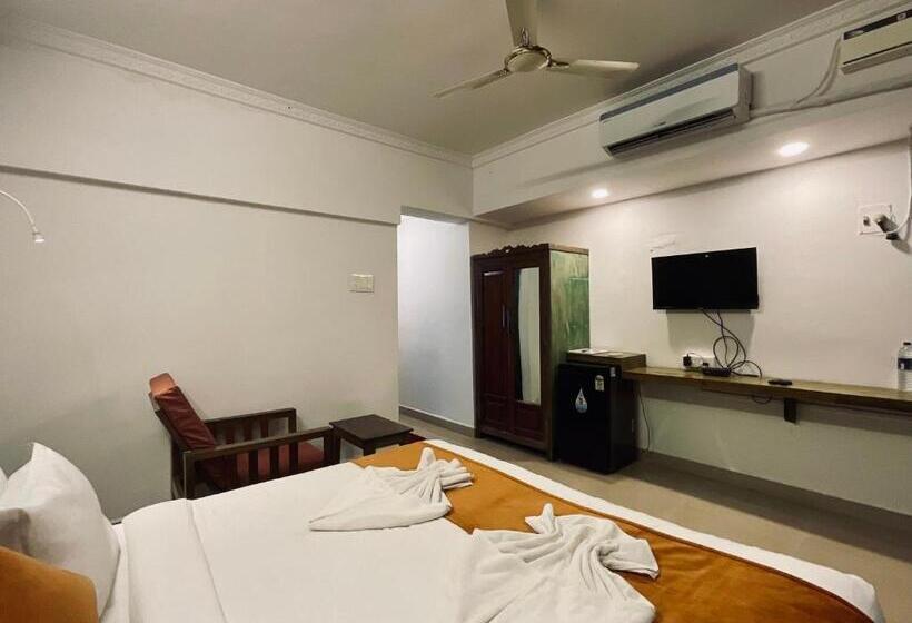 디럭스 룸 바다 전망, Nagas Hotel Satyavati Morjim