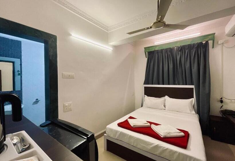 Quarto Basic, Nagas Hotel Satyavati Morjim