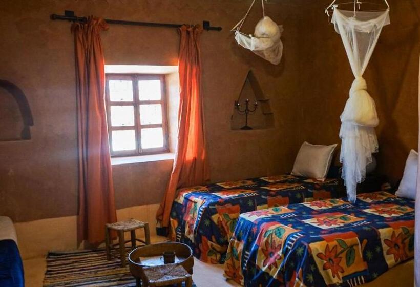 Quarto Triplo Estandar, Kasbah Tigmi El Janoub