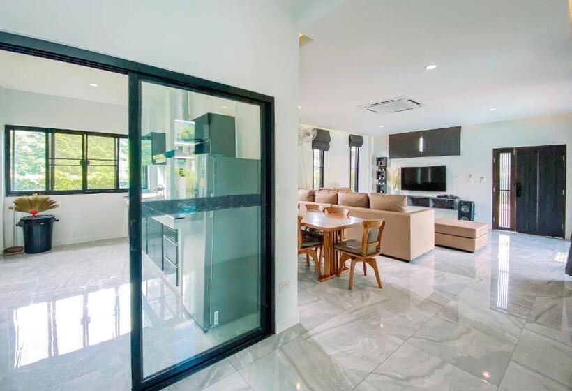 Вилла 3 Спальни, La Vallee Khaoyai