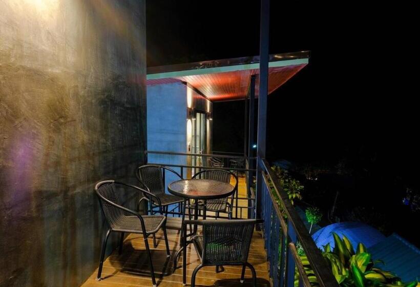 Четырехместный Номер Стандарт, Ban Rabiengfah Resort