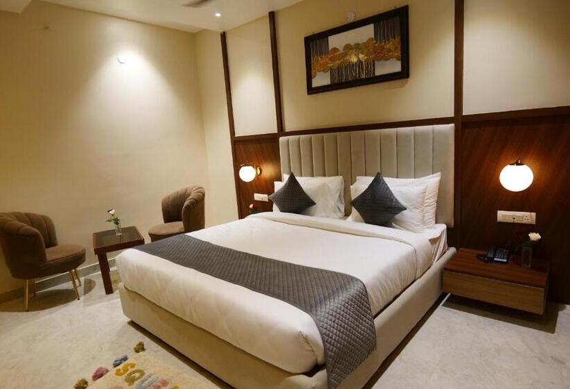 Quarto Deluxe, Vedangam