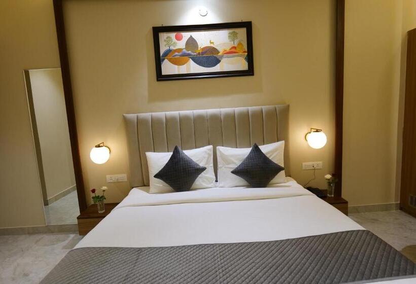 Quarto Deluxe, Vedangam