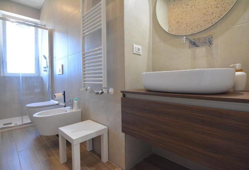 غرفة قياسية, Orlando Rooms