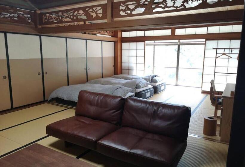 수피리어 패밀리 룸, Temple Hotel 岸之坊