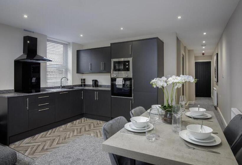 آپارتمان 3 خوابه, The Blackpool Beach Boutique Apartments