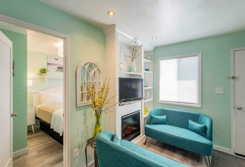 Номер Стандарт, Beachside Inn