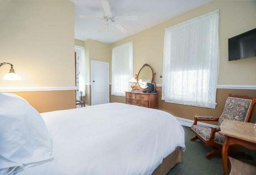 デラックスルーム, Bedford Inn