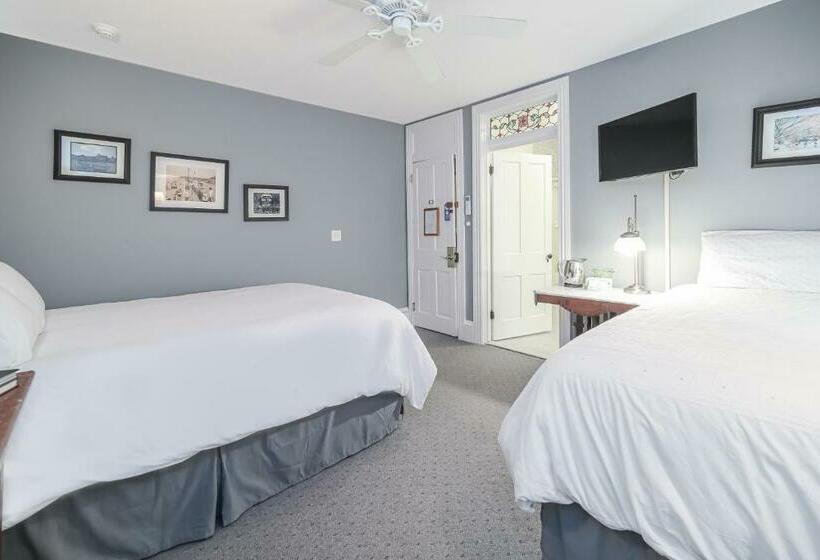 デラックスルーム, Bedford Inn