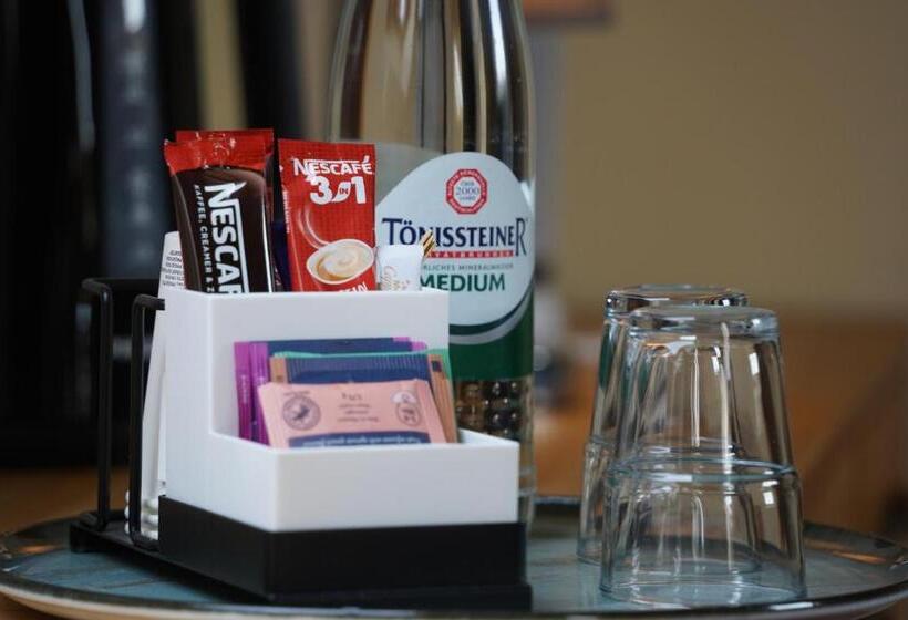Номер Стандарт Трехместный, K357   Hotel & Restaurant Zur Post In Otterndorf Bei Cuxhaven