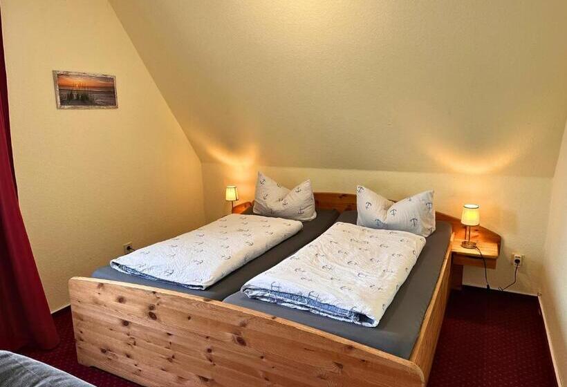 Семейный Номер, K357   Hotel & Restaurant Zur Post In Otterndorf Bei Cuxhaven