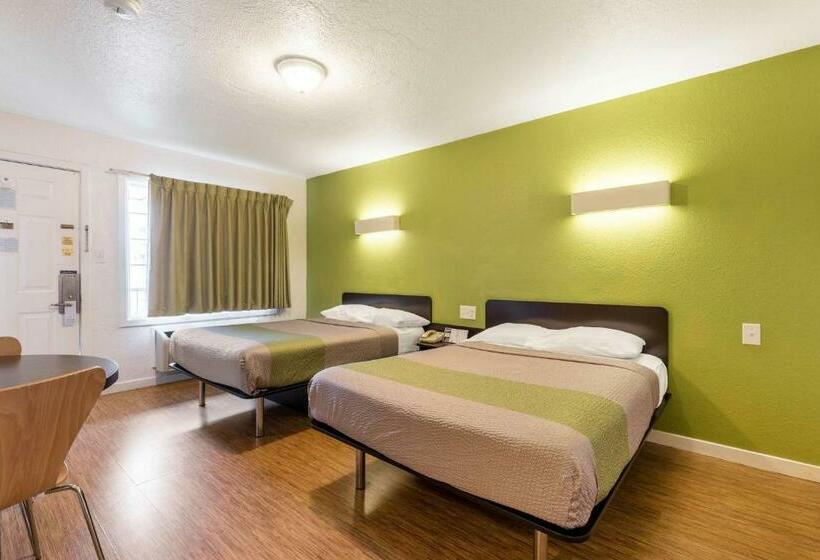 Четырехместный Номер Стандарт, Motel 6 San Rafael