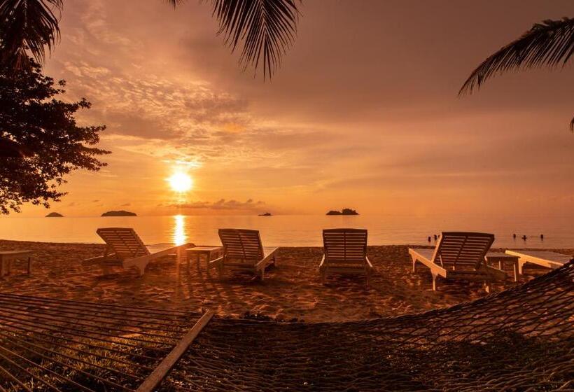 غرفة قياسية مطلّة علي البحر مزوَّدة بشُرفة, Baansook Resort Koh Chang