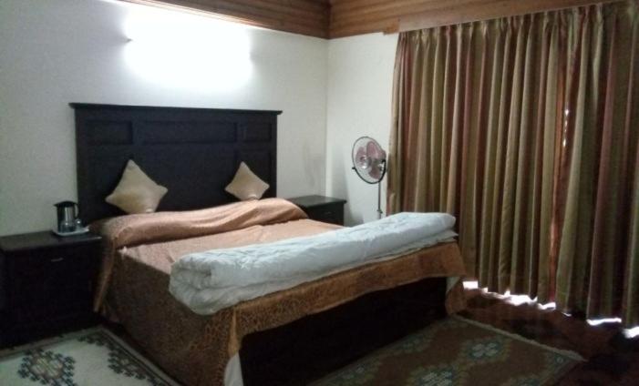 Номер Deluxe, Ayushkunj Jungle Resorts