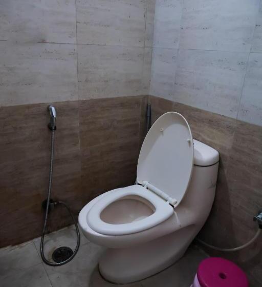 اتاق اکونومی, Plan With Laxmi Nagar Metro