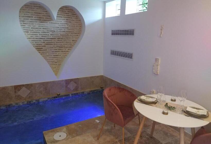 سوئیت با وان آب گرم, Love Room La Parenthèse