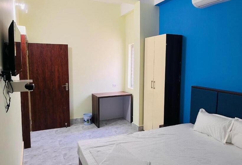 Трехместный Номер Классика, Oyo Rain Guest House