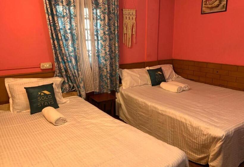 Quarto Triplo Estandar, Solo Stays   Backpacker Hostel