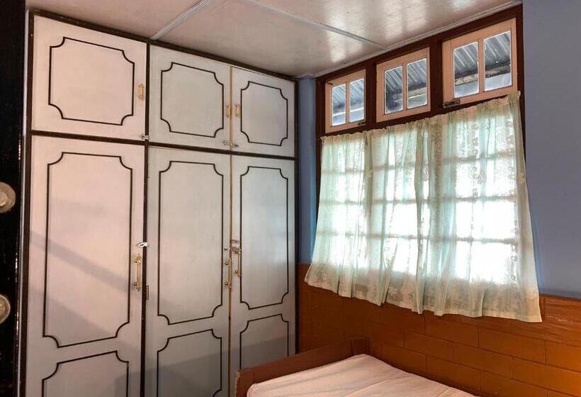 Cama em Quarto Compartilhado, Solo Stays   Backpacker Hostel