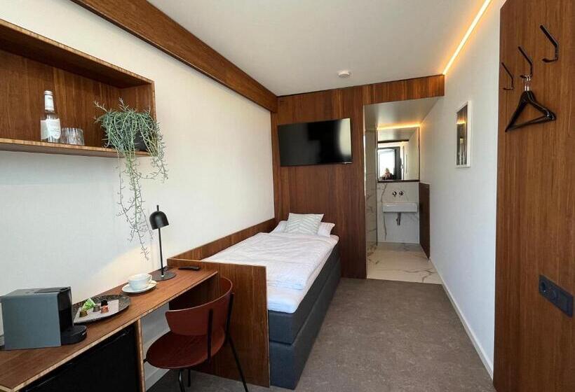 标准单人间, Tin Inn L Hückelhoven Einfach Gut   Das Hotel Aus Hochwertig Ausgebauten überseecontainern