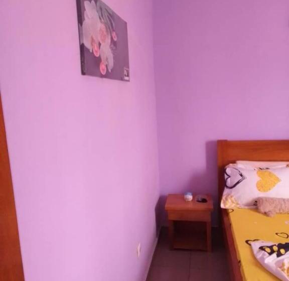 اتاق استاندارد با بالکن, Immeuble Chic Maman