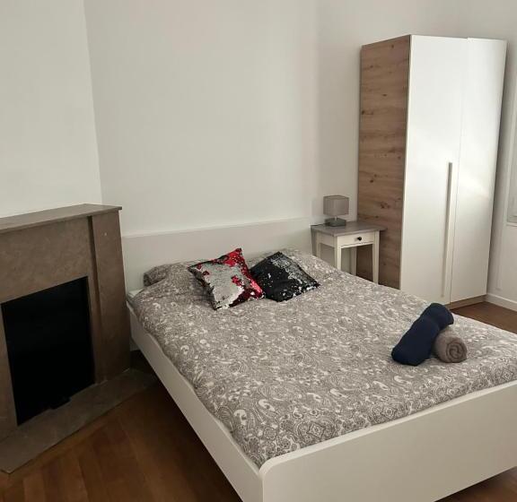 Номер Стандарт Вид на Сад, Chambre 12m2 Vue Jardin Centre Ville Massy