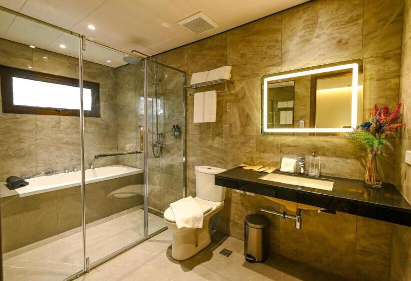 سوییت جونیور, Ardenhills Suites