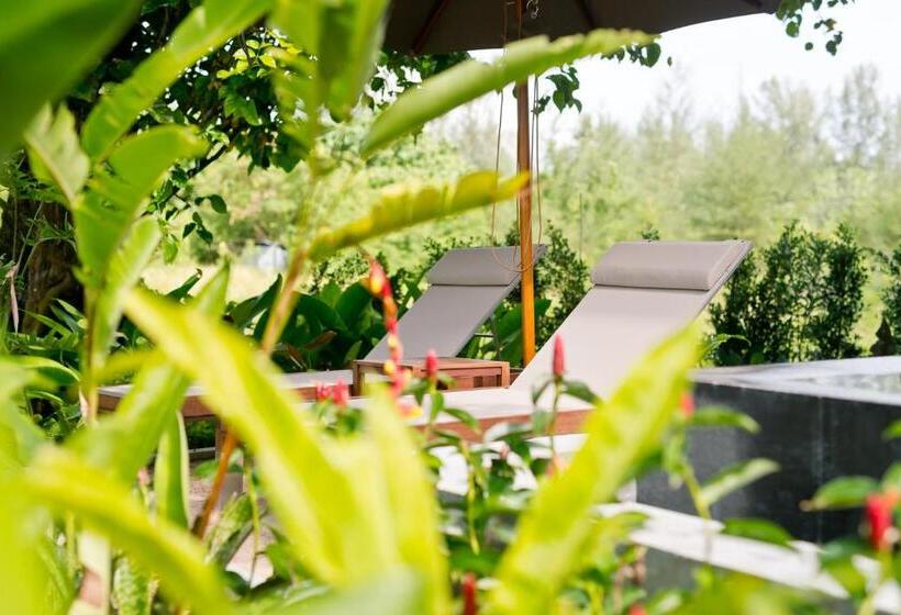 Студия Стандарт Вид на Море, Cape Pakarang Wow Wild Wellness Escapes