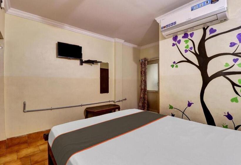 Трехместный Номер Deluxe, Collection O Sri Shanthi Residency