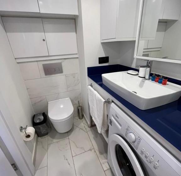 استودیوی استاندارد با چشم‌انداز دریا, Orbi City Apartament Block а 1767