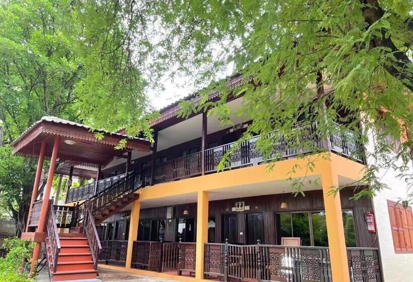 اتاق استاندارد با تراس, Chiang Mai Slow Time