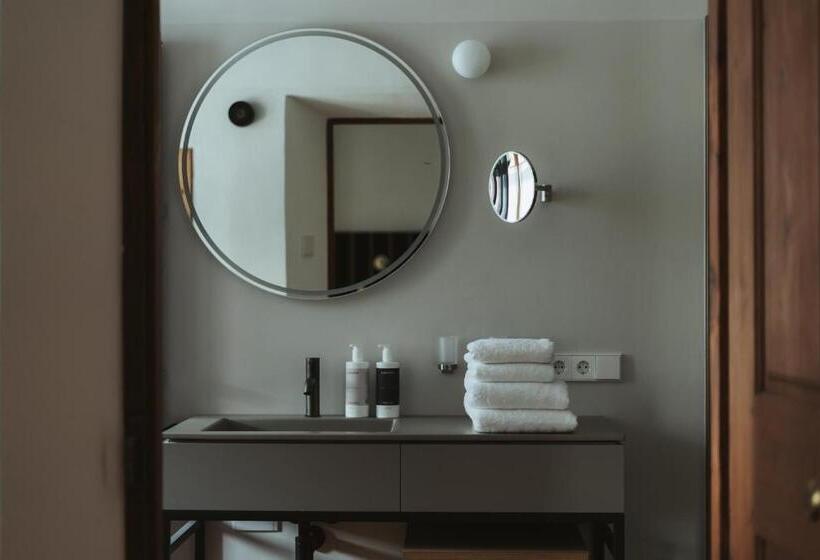 Стандартный Номер Кровать Кинг, Arthotel Lasserhaus   Adults Only