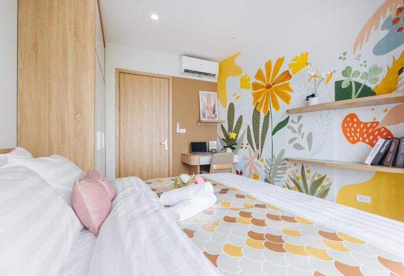 سوییت جونیور با بالکن, Crescendo Urban Stay   Stay 24h