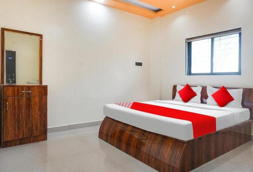 Трехместный Номер Классика, Oyo Flagship Hotel Crown & Lodge