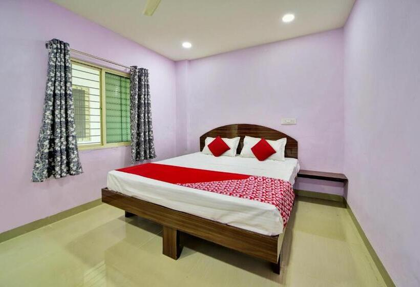 Трехместный Номер Классика, Oyo Flagship Hotel Damodharan Lodging