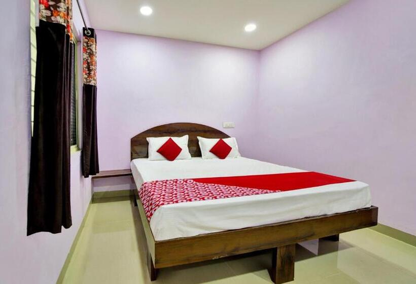 Трехместный Номер Классика, Oyo Flagship Hotel Damodharan Lodging