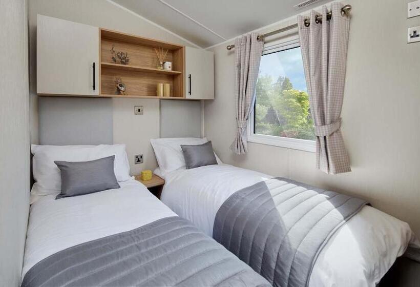 Дом 3 Спальни, Springwood Holiday Park