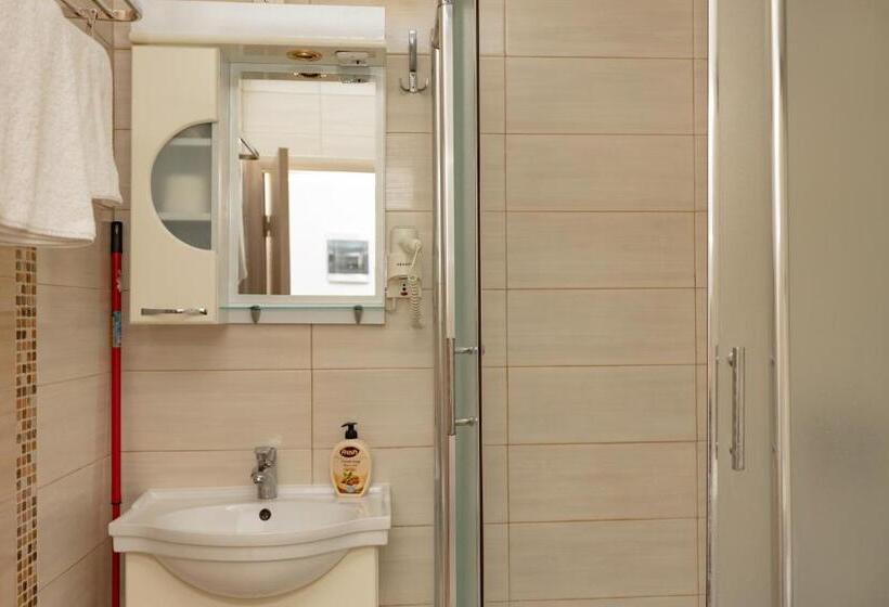 آپارتمان 1 خوابه, Dodona Aparthotel In Prishtina