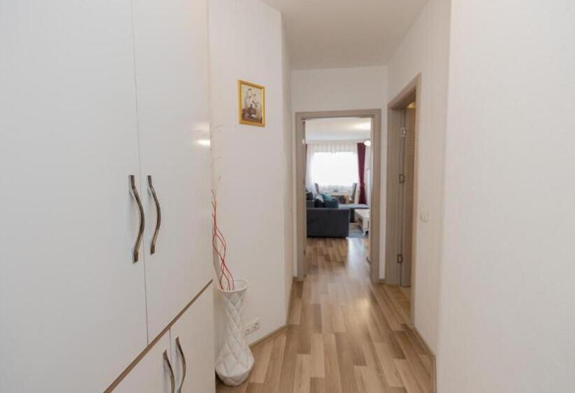 آپارتمان 2 خوابه, Dodona Aparthotel In Prishtina