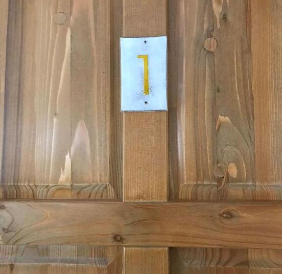 Номер Стандарт, Pensiunea Violin Panzió