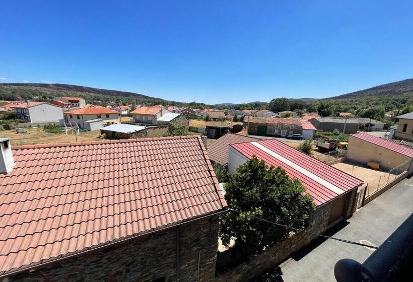 Habitación Deluxe, La Guarida De La Lleira